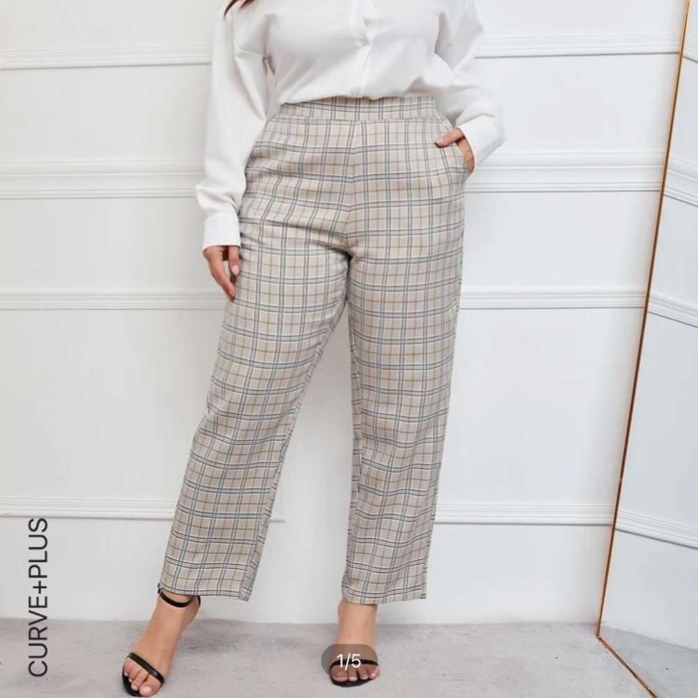 Sold! NWT Plaid Print Slant Pocket Pants